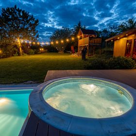 Messzelátó Vendégház Kesztölc