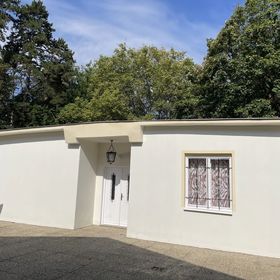 Kastélykert Vendégház Dánszentmiklós