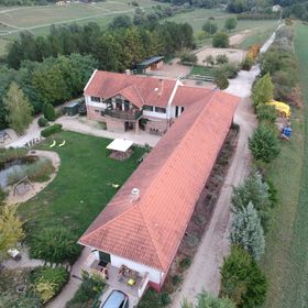 Lovas Zugoly Magánszállás Csabdi