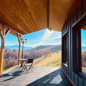 Căsuța din Valea Iepii Holbav