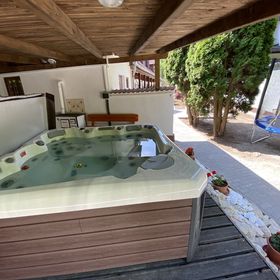 Huta-túra 42 Vendégház**** Újhuta 