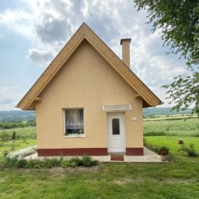 Eiross Apartmanház Tamási