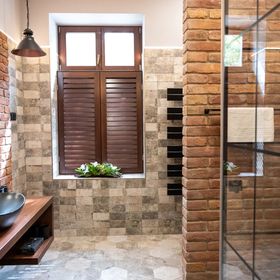 Várkonyi Apartman Gyula