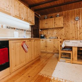 Cabana Súgópatak Izvoare