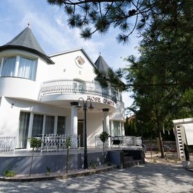 Villa Rose Garden Panzió Nyíregyháza