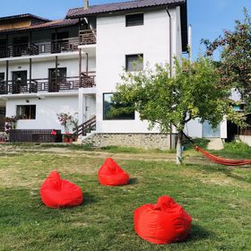 Livada cu Meri Căpățânenii Ungureni