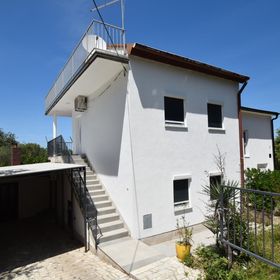 Apartmani Maar Malinska