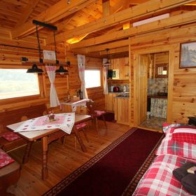 Szajkó Fakuckó*** Tamási