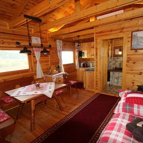 Szajkó Fakuckó*** Tamási