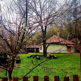 Oszlai Erdészház Cserépfalu