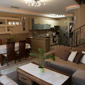 Ede Apartman*** Gyula