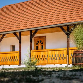 EszTerka Vendégház Kincsesbánya