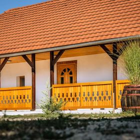 EszTerka Vendégház Kincsesbánya