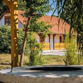 EszTerka Vendégház Kincsesbánya