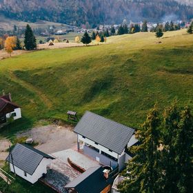 Cabana Locurele Colibița