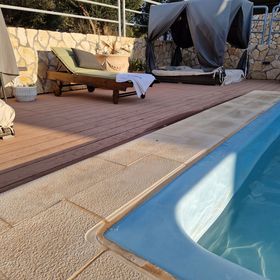 Beach house Sofia Bain