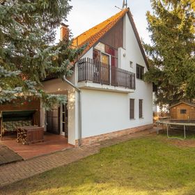 Hegyi Nyaraló Balatonszemes