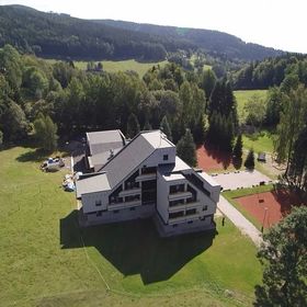 Hotel ČESKÁ FARMA Dolní Dvůr