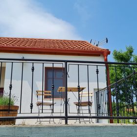 Jera Pince és Vendégház Somlóvásárhely