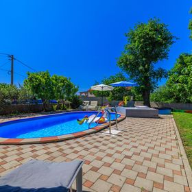 Kuca za odmor Dana Grizane