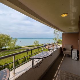MF Club 218 D1/1 Wellness Apartment Siófok