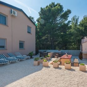 Apartments Zaklina Vir