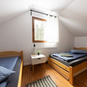 Apartament Pingvin Harghita-Băi