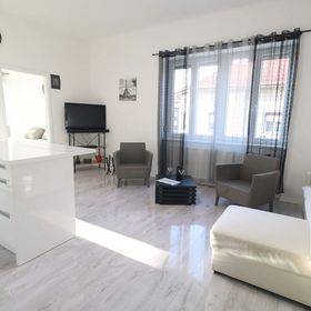 Black or white Apartman Szeged