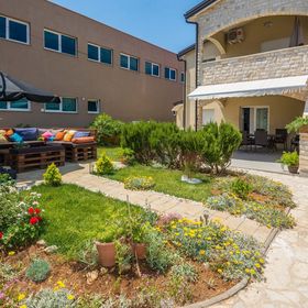 Apartments Galic Vir II