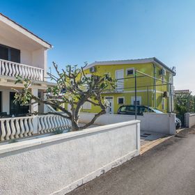 Apartments Poslon Vir