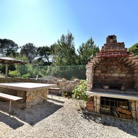 Apartment Radicevic Vir II