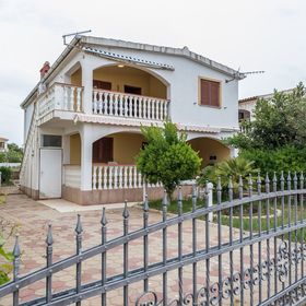 Apartment Druzinec Vir II