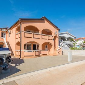 Apartments Hrskanovic Vir II