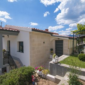 Apartments Villa Nadalina Deluxe Brela