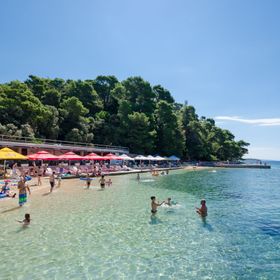 Apartments Biserka G Palit