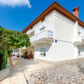 Apartments Ruza A Lopar