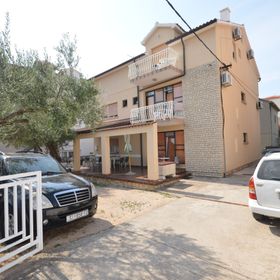 Apartment and Rooms Mrkovic Vodice