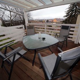 Étoile Apartman**** Eger