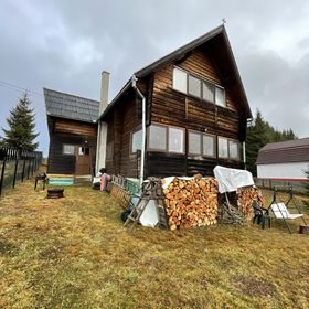 Cabana primitoare cu semineu Bălcești