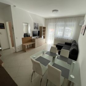 LillaWellness Apartman**** Siófok