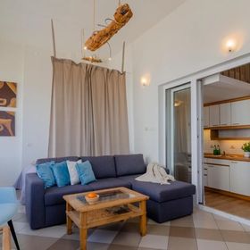 HOLIDAY HOME Statek 216 z antresolą