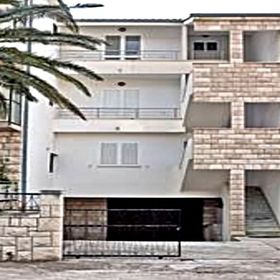 Apartmani Vela Tucepi