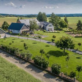 ŠŤASTNÁ SAMOTA Vrchotovy Janovice