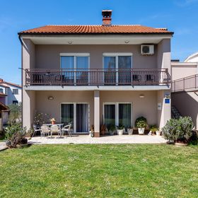 Apartmanok Gyermekes Családok Részére Valbandon, Fazana - 19511 Valbandon