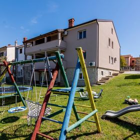 Apartmanok Gyermekes Családok Részére Valbandon, Fazana - 19511 Valbandon