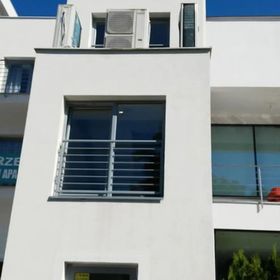 HOLIDAY HOME Apart 108 przy plaży z balkonem