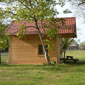 Lujza-majori Kulcsosházak Lovasberény