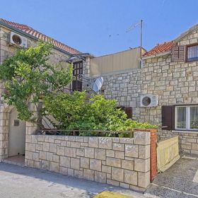 Apartments Lucija Postira