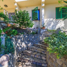 Apartment Slavko Mundanije