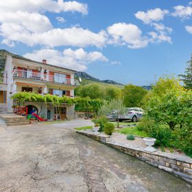 Apartment Ivona Tribalj